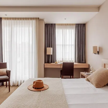 Hotel Aazaert By Wp